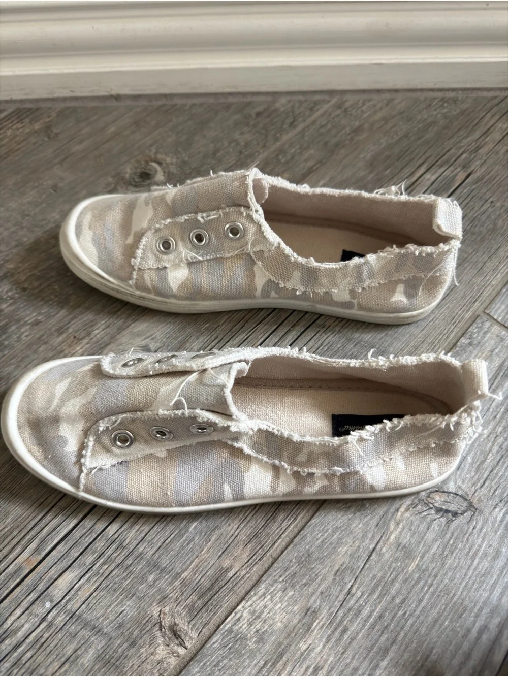 Tommy Bahama Gigi Natural Camo Slip-On Canvas Sneakers
